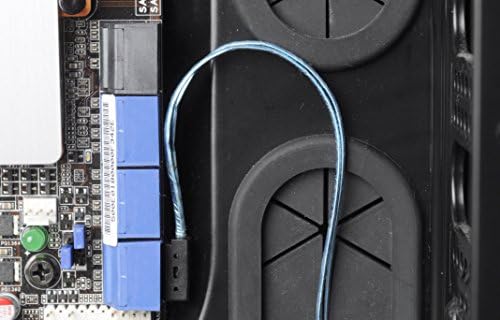 Silverstone Tek ultra-tanki Bočni Kablovi SATA na 90 stupnjeva s Prilagođenim niski profil Priključcima (CP11)